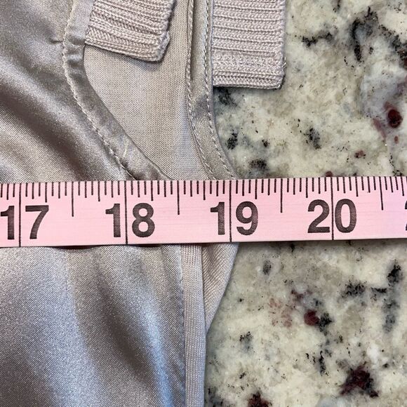 Go By Go Silk Womens Silk Cap Sleeve Iconic Go Anytime Top Dusty Rose Size XSmal - Picture 7 of 8